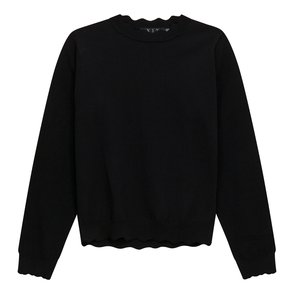 Scallop Knit Top