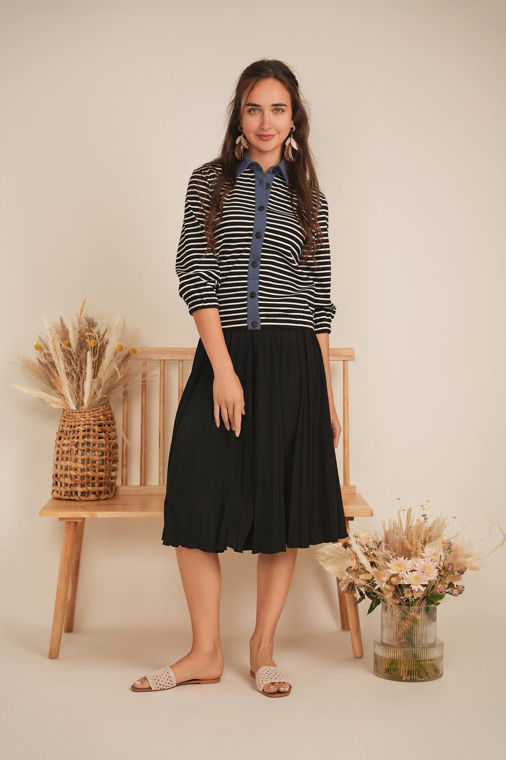 Short Pique Burst Pleated