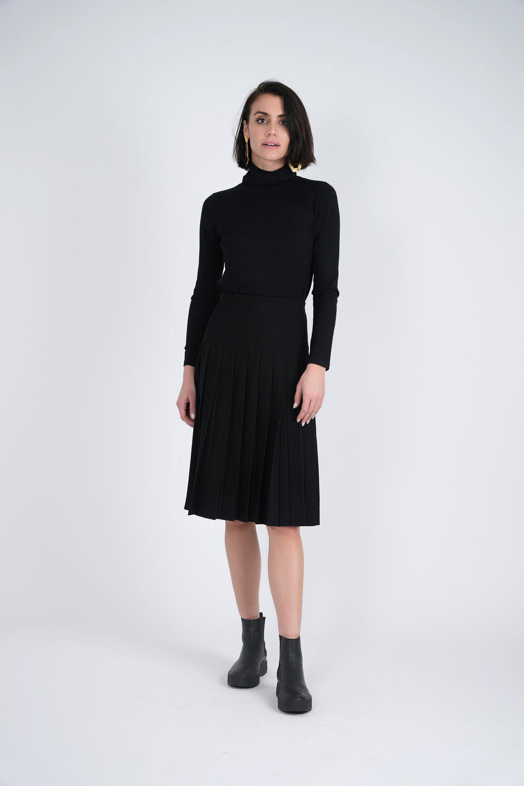 Knit Pleated Skirt