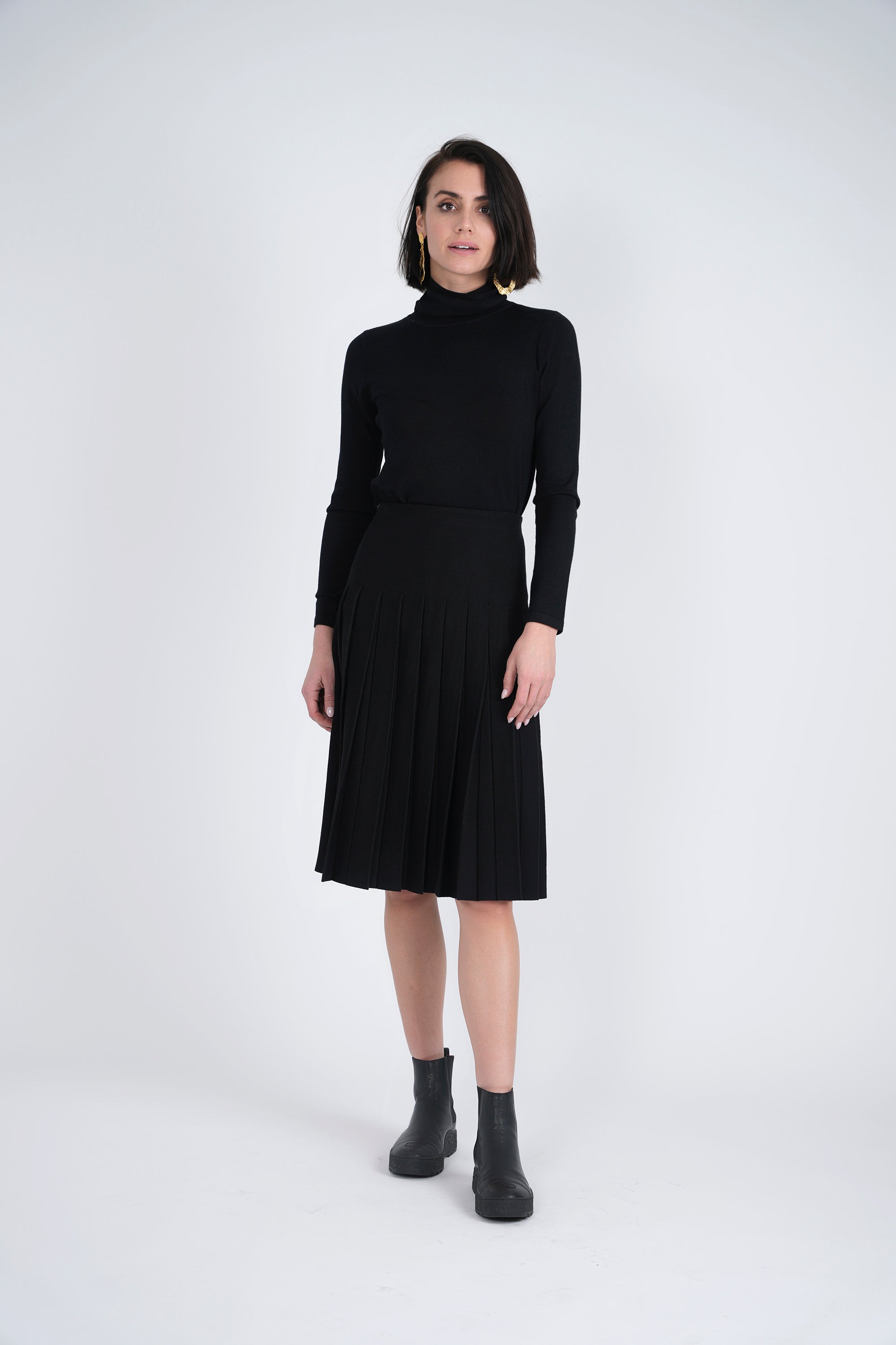 Knit Pleated Skirt