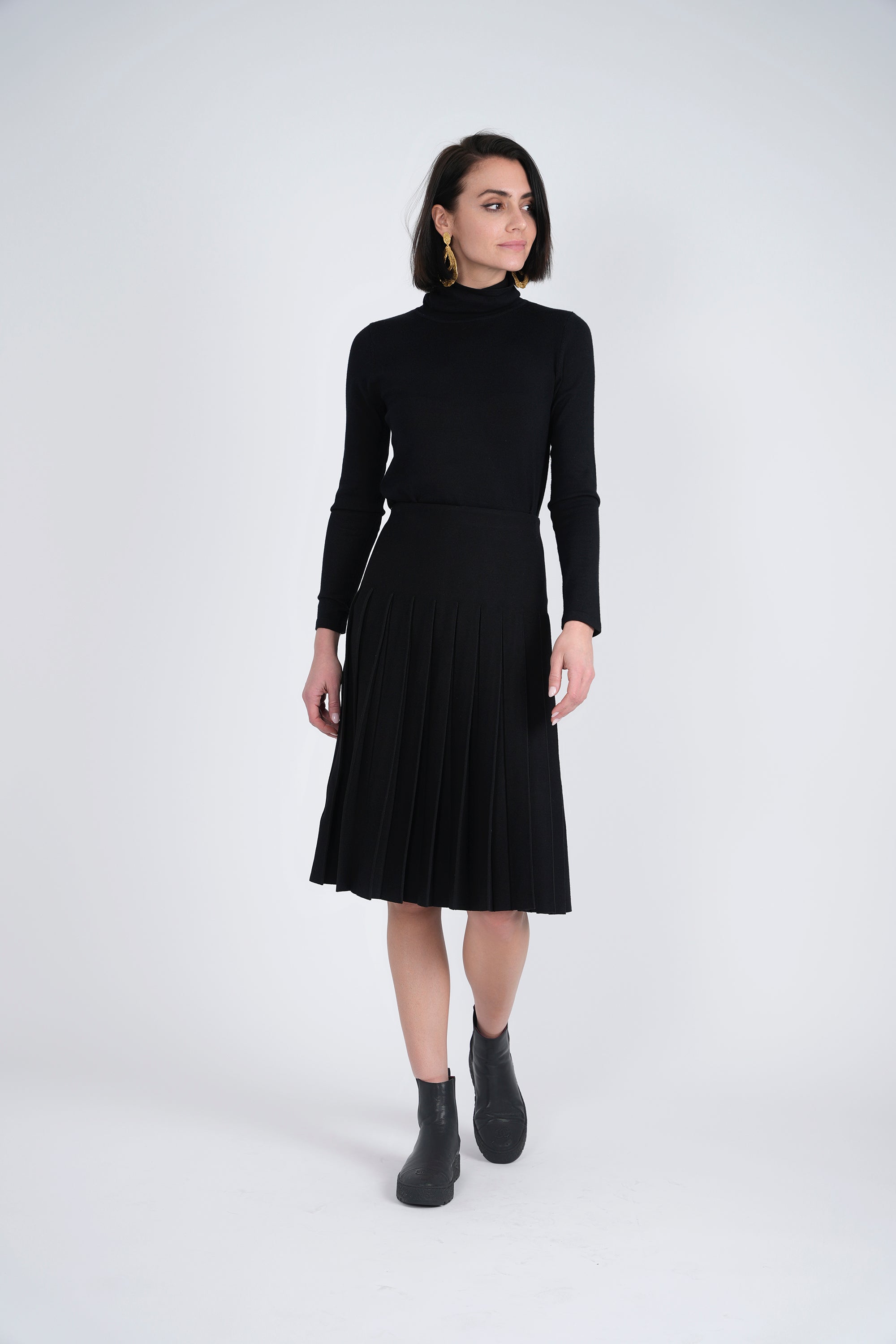 Knit Pleated Skirt