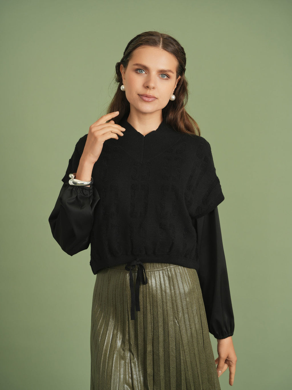 Chain Jacquard Knit Crop Vest
