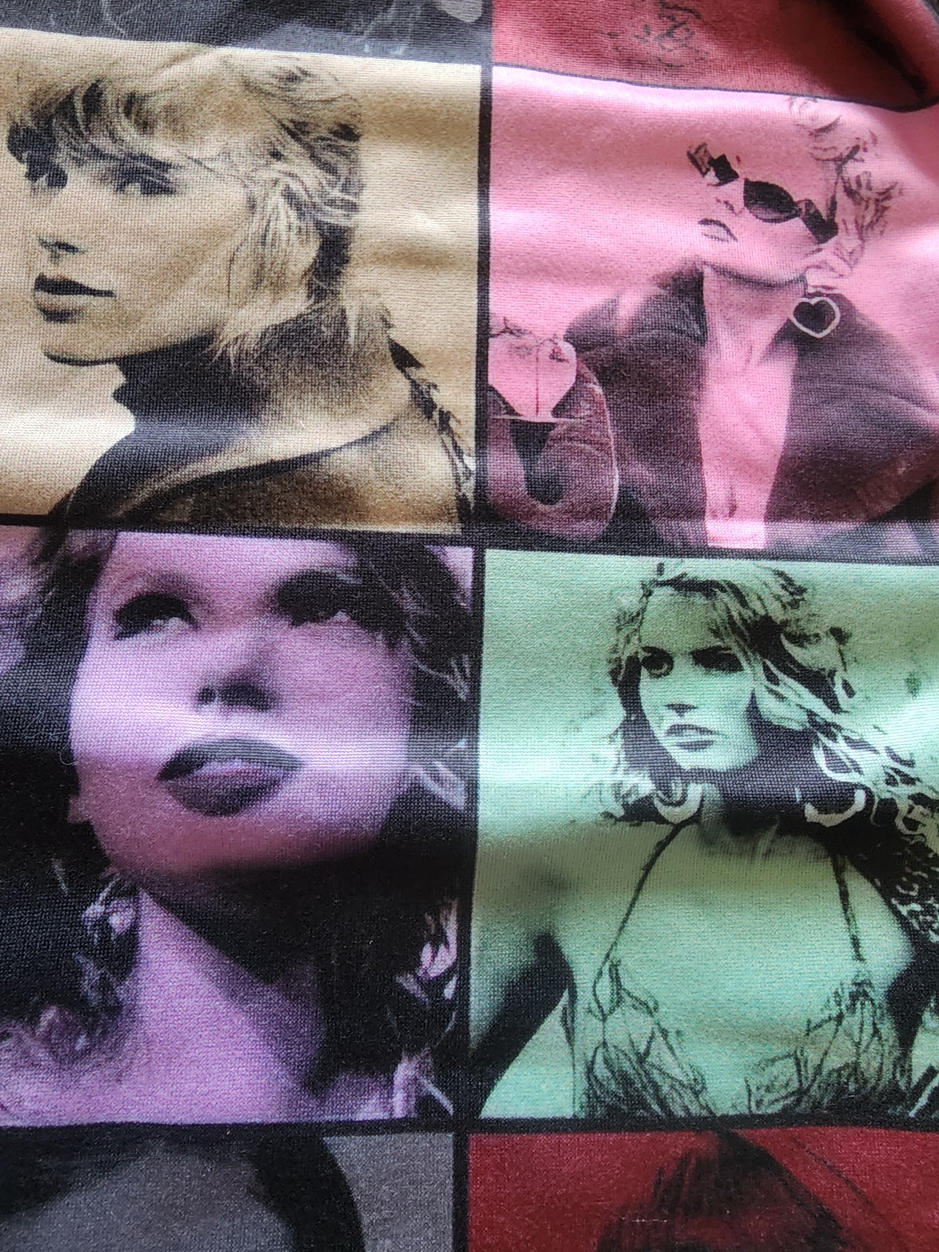 Like New! Taylor Swift Portrait Print Dress - Girls Size 7/8